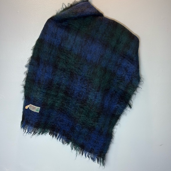 100% Mohair Scotland Vintage Plaid Scarf Shawl Stole Wrap - Picture 3 of 6